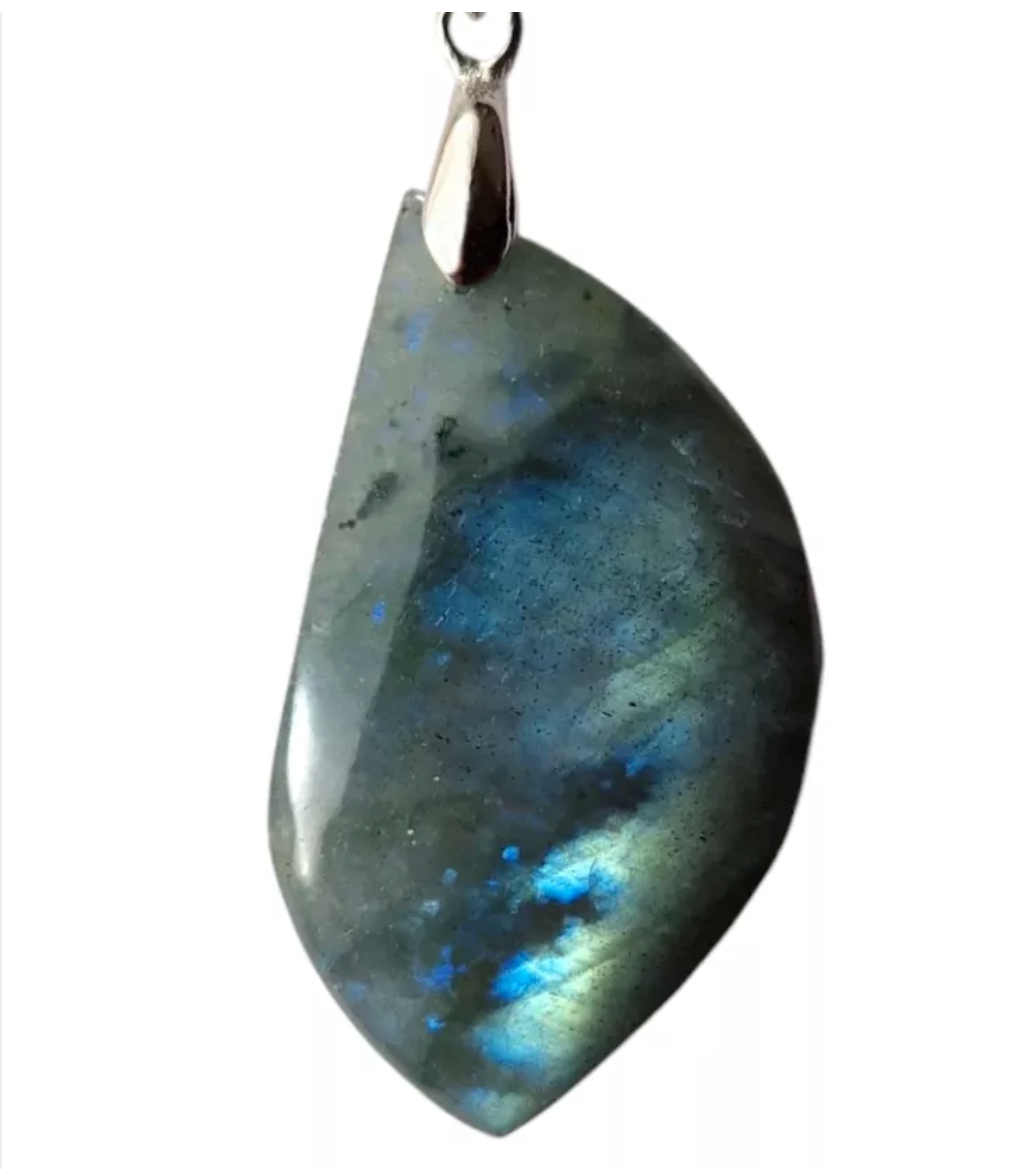 PENDENTIF FEUILLE LABRADORITE