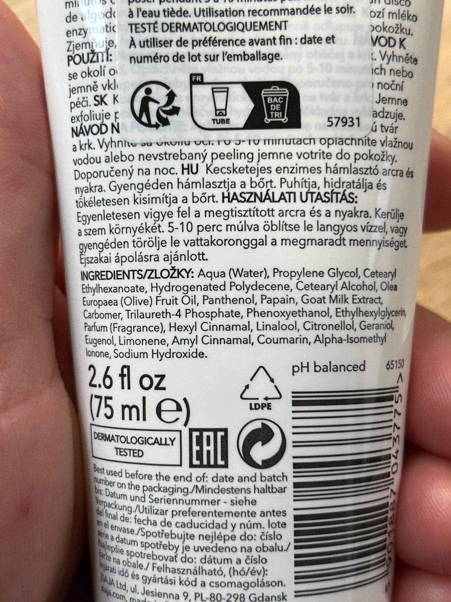 Peeling doux aux enzymes et au lait de chèvre - Ziaja