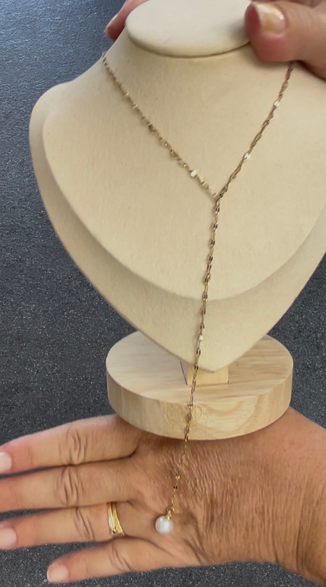 Collier Courtney #172
